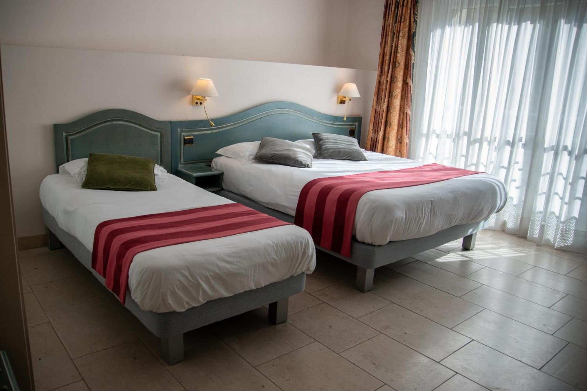 Logis Le Saint Nicolas Bar-sur-Aube Exterior photo